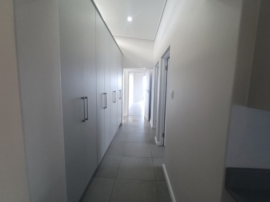 To Let 3 Bedroom Property for Rent in Dana Bay Western Cape